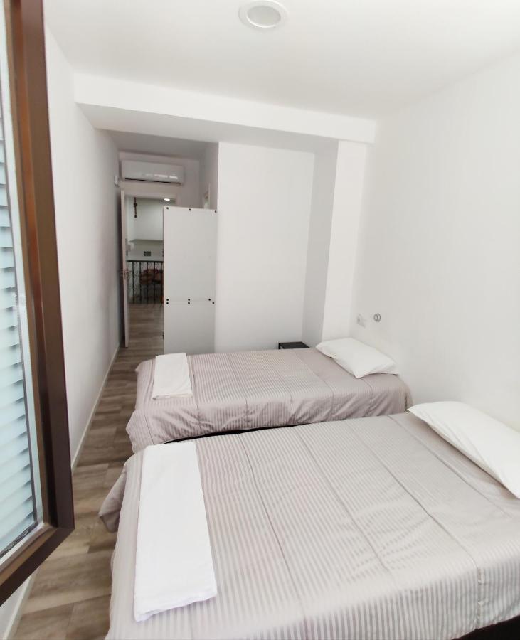 Palafox 23 Pansiyon Madrid Dış mekan fotoğraf