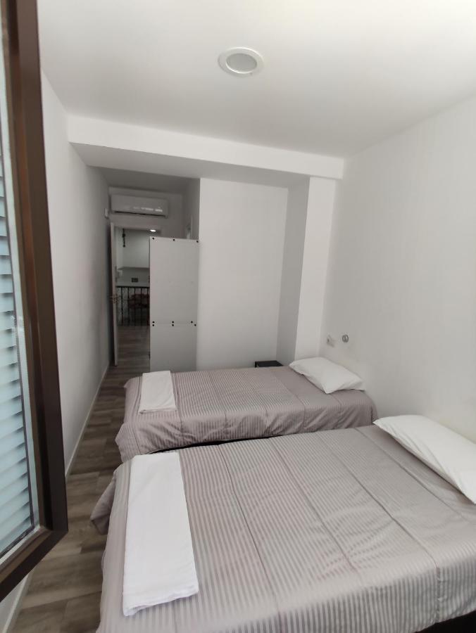 Palafox 23 Pansiyon Madrid Dış mekan fotoğraf